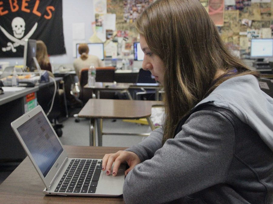 Should Students Use Personal Laptops in Class?