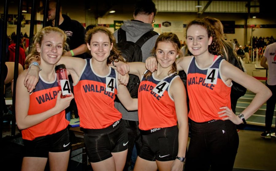 Girls 4x800 Meter Relay Team Qualifies for Nationals and Sets New School Record