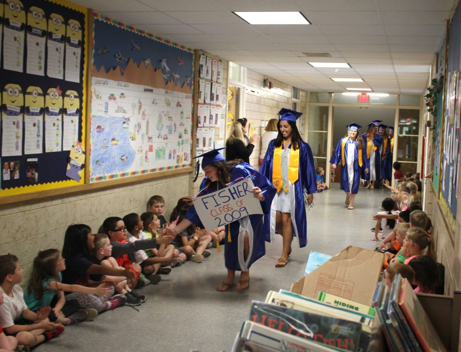 Gallery: Class of 2016 Visits Fisher School