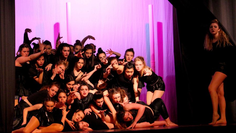 Members+of+the+Walpole+Dance+Company+perform+in++the+finale+number+of+Rabbit+Hole.