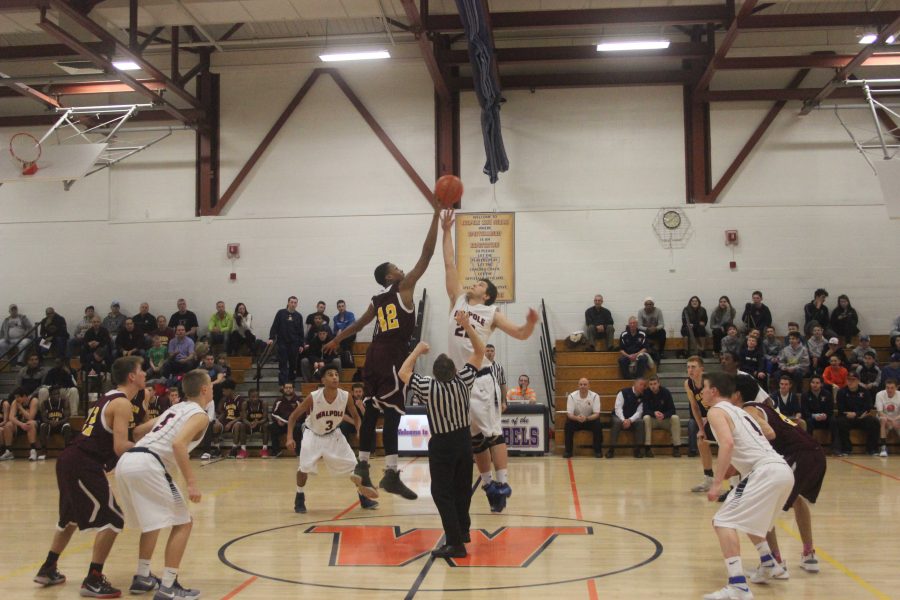 Boys Basketball Loses 82-75 in Overtime to Sharon
