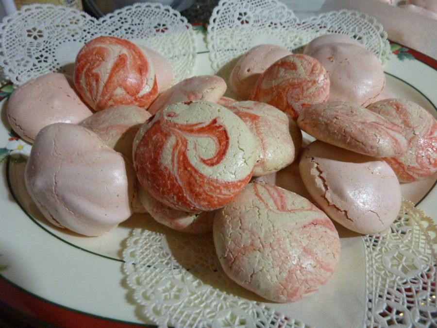 Cooking with Katie: Strawberry and Raspberry Meringues