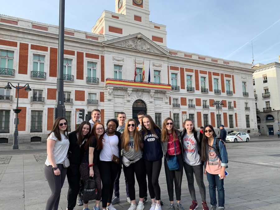 Walpole High Students Visit Spain