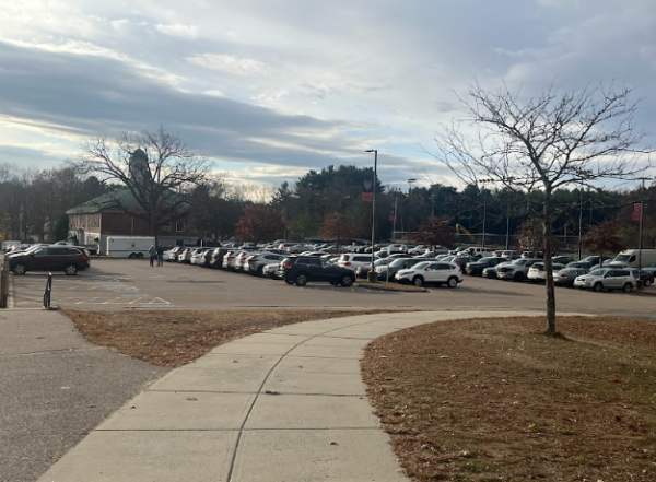 WHS Should Work on Minimizing Traffic in the School Parking Lot