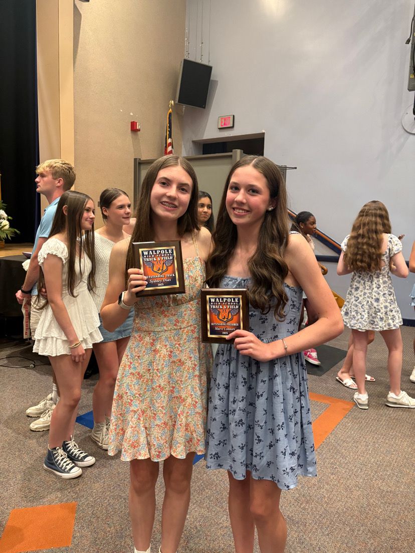 Freshman Sydney Dias and Maeve Connors with their awards