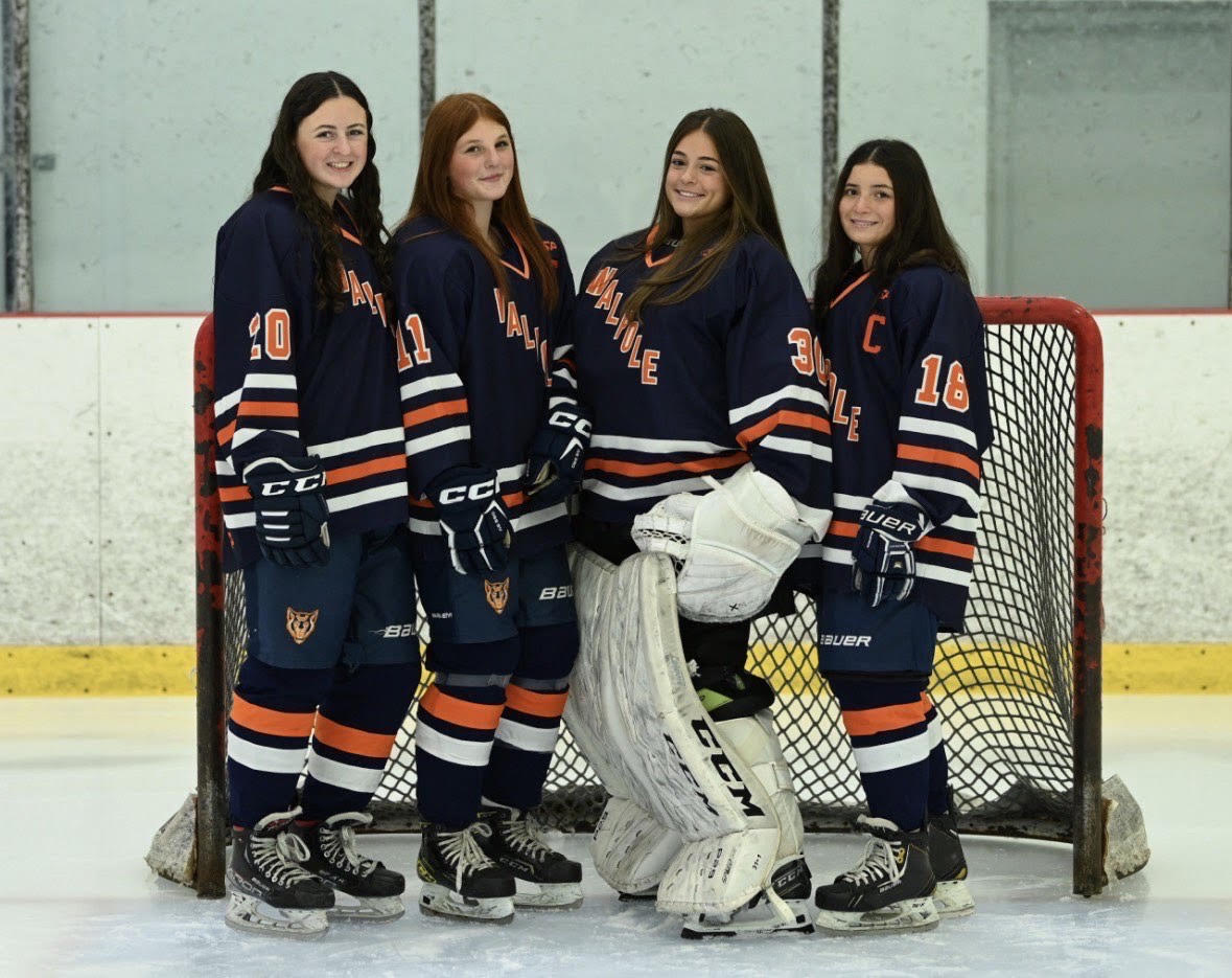 Meet The Captains: Girls Hockey